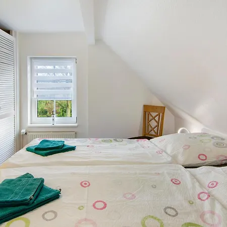 Schmitz Apartment *